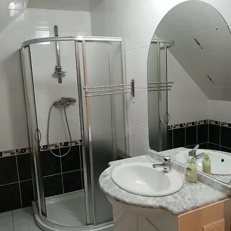 Le Piscine Jacuzzi Vignoble *