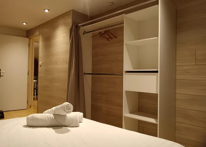 Le Piscine Jacuzzi Vignoble شقة بولويييه