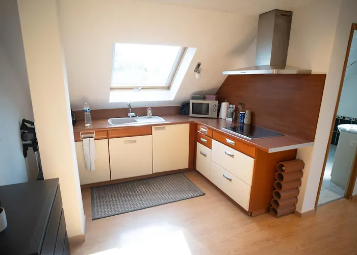 Le Piscine Jacuzzi Vignoble شقة *